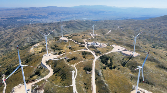 图片[2]-中国电建投建的欧洲首个风电项目并网发电-卖碳网